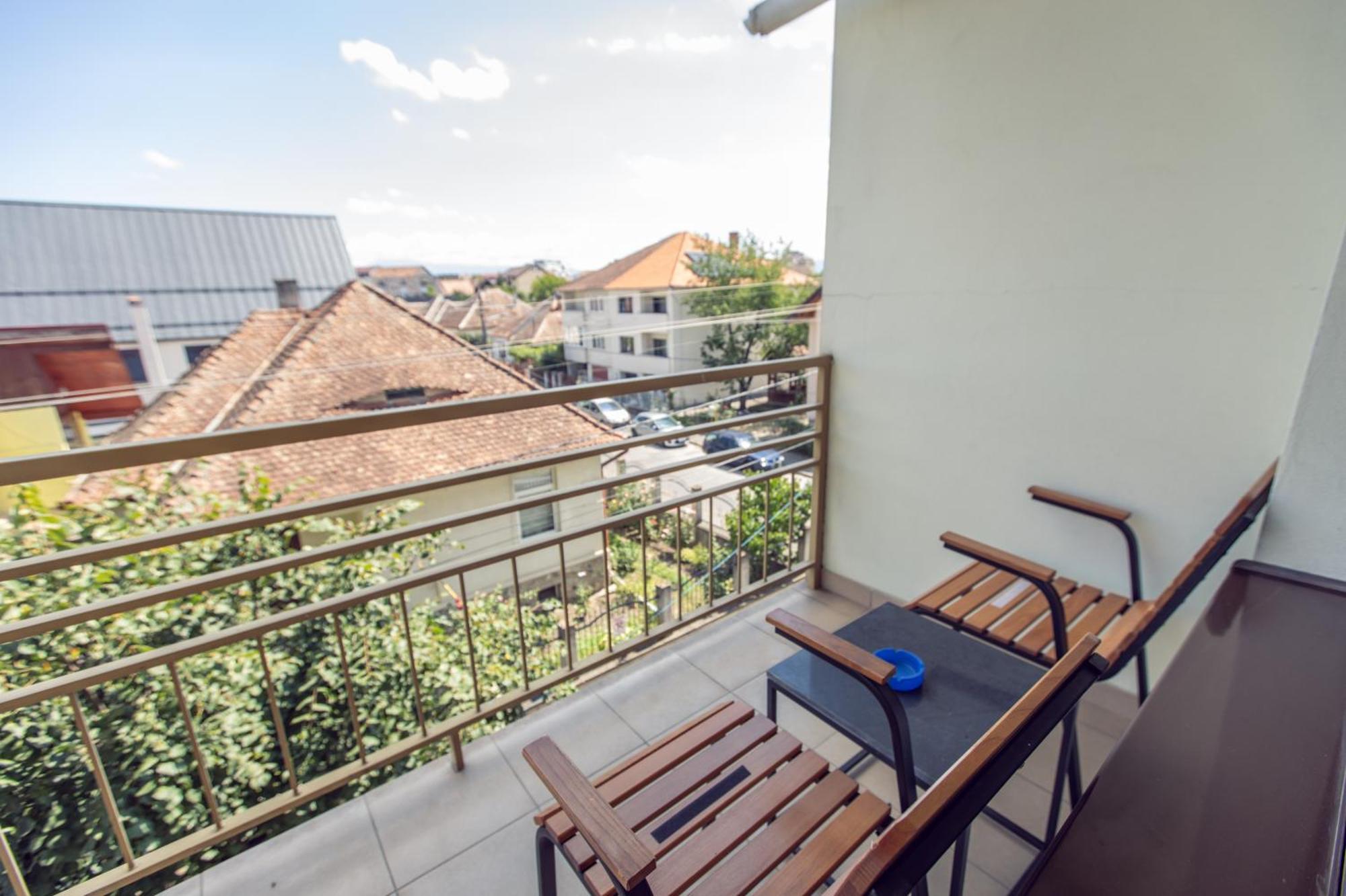 סיביו Amber Apartments מראה חיצוני תמונה